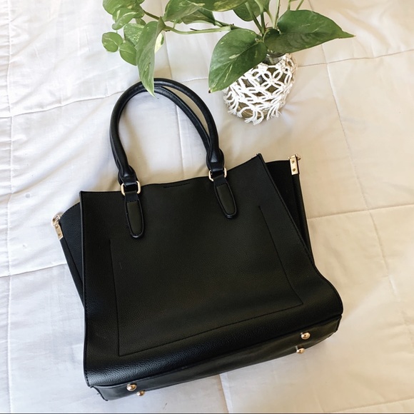 Black and Gold Faux Leather Purse - Picture 8 of 13